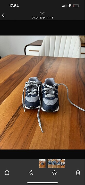 Nike a