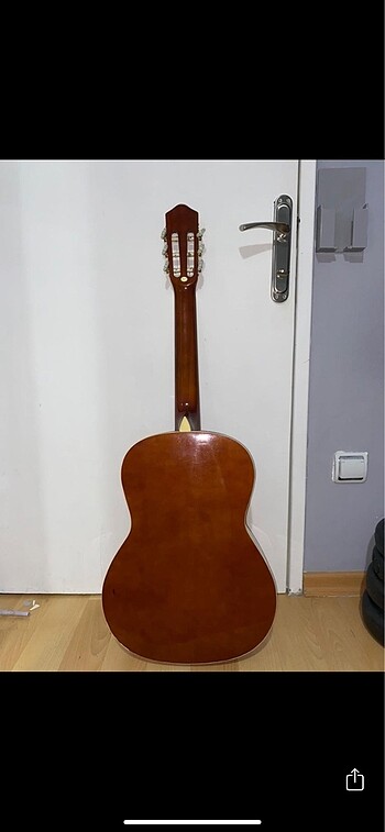  Beden Gitar