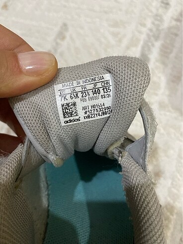 23 Beden gri Renk Adidas kız çocuk ayakkabısı