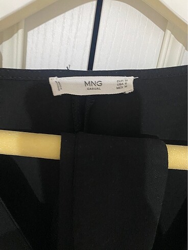 Mango Mango Siyah Kuşaklı Düğme Detay Elbise