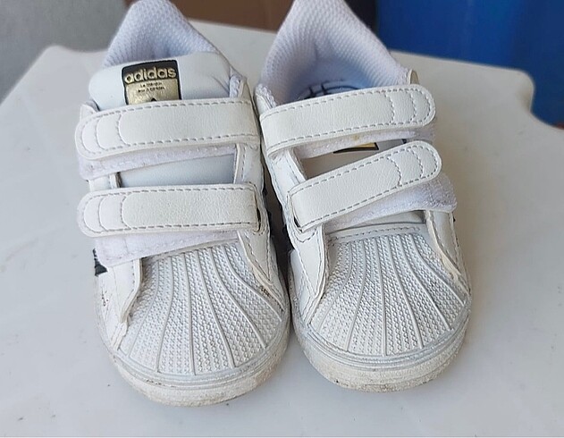 Adidas spor ayakkabı
