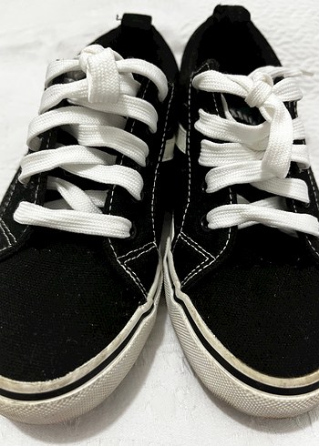 Beyaz Çizgili Kadın Spor Ayakkabı - Görsel 3