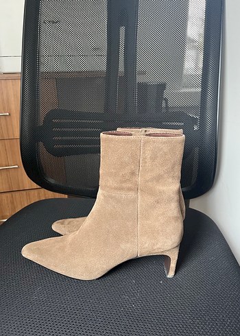 Zara Bej Suet Sivri Burun Bilek Bot