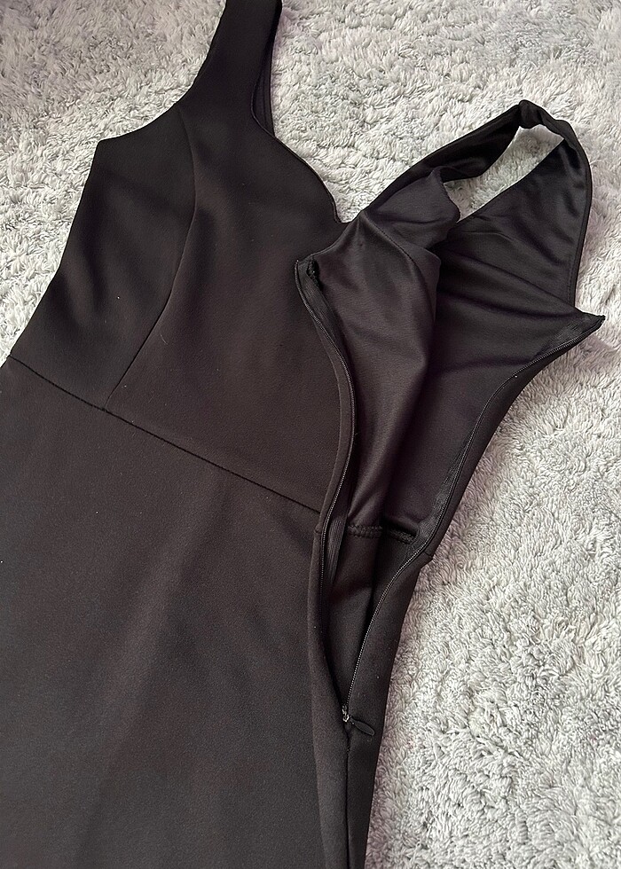 Siyah elbise - Görsel 3