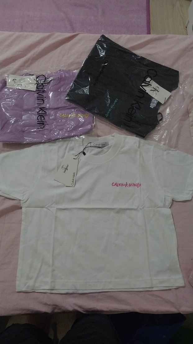 Calvin klein×jennie collab(limited edition) beyaz crop tee - Görsel 4