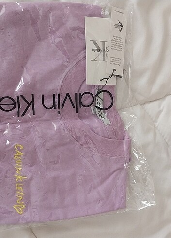 l Beden mor Renk Calvin klein×jennie(special edition) lila crop tee
