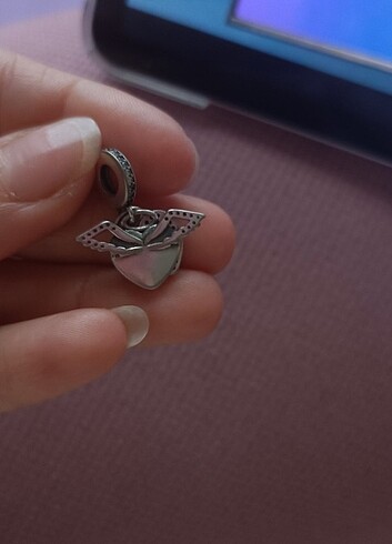 Pandora Pandora kanatlı kalp charm