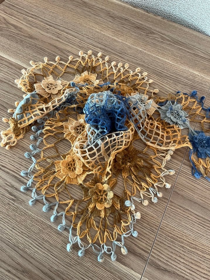 Çiçek Detaylı Çok Renkli Bohem Örgü Şal - Görsel 3