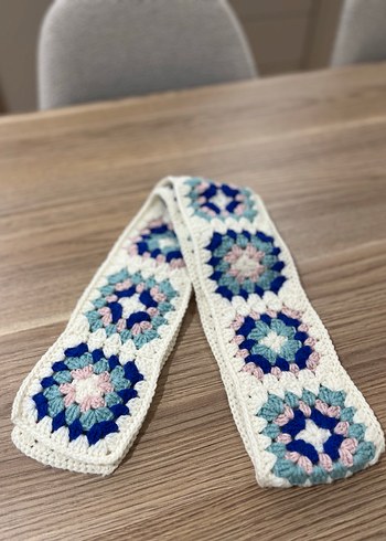 Çok Renkli Bohem Örgü Kadın Atkı - Görsel 4