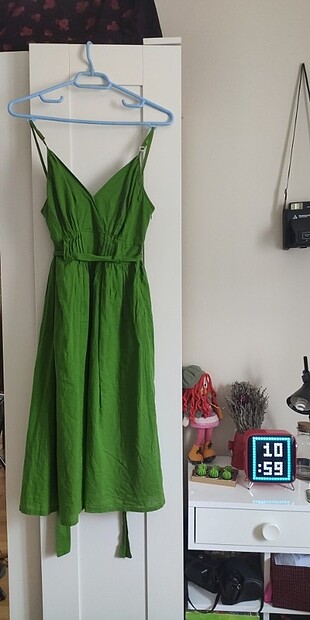 Yeşil renk elbise