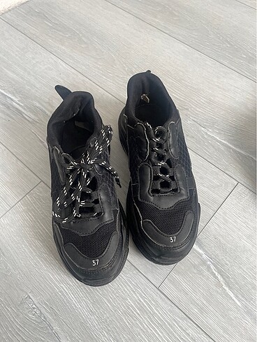 37 Beden Balenciaga spor ayakkabı