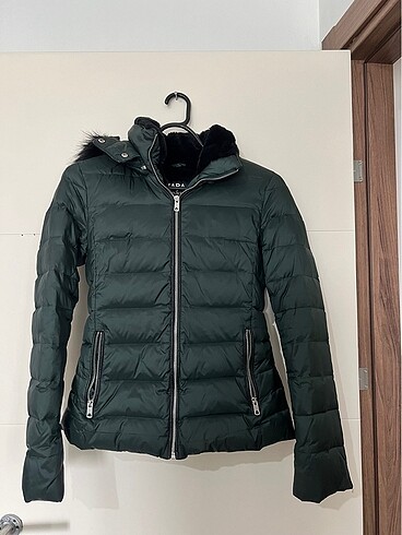 Zara kürklü mont