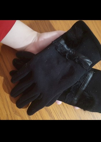 İÇİ ŞARDONLU PONPON  KÜRKLÜ SİYAH KADIN ELDİVEN - Görsel 2