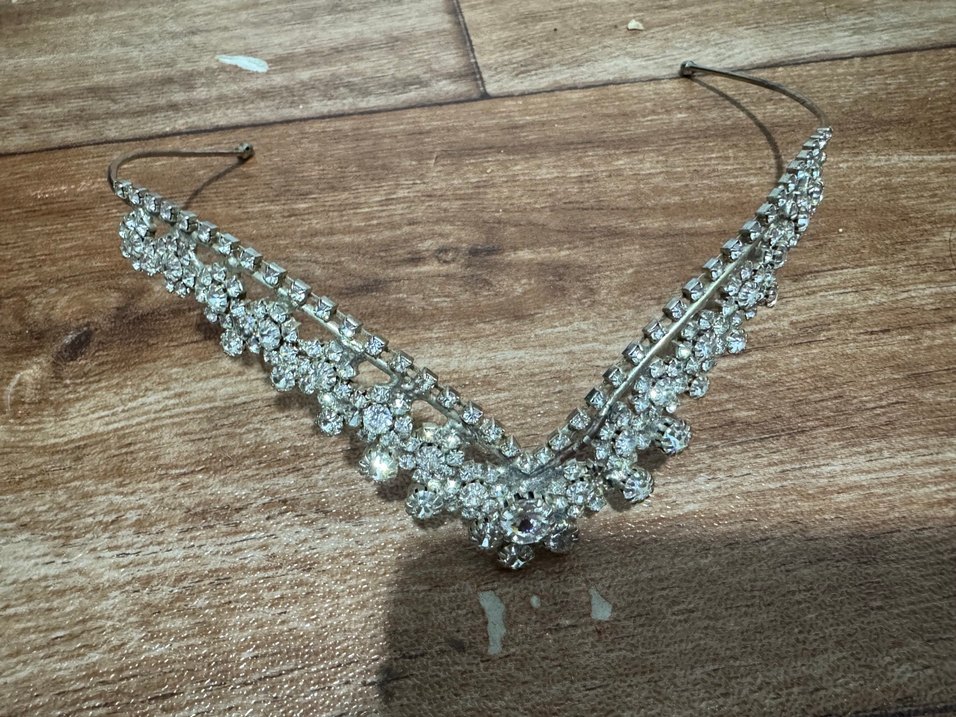 Bej ve Gri Vintage İşlemeli Kadın Takı Seti - Görsel 2