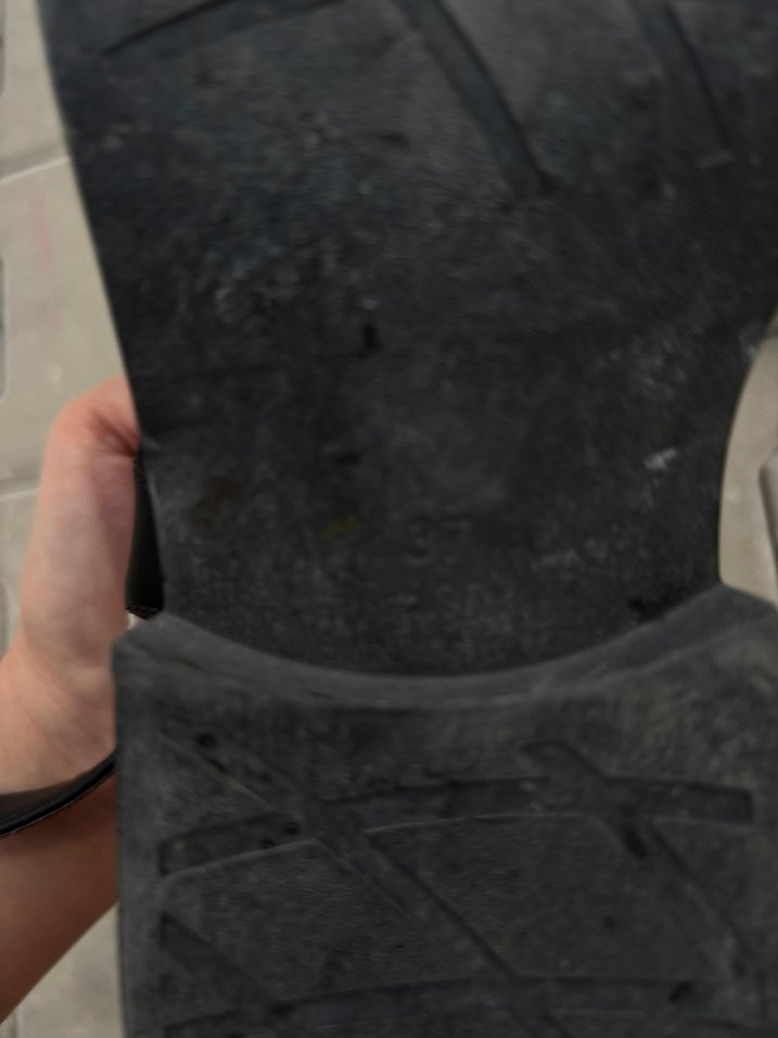 Tokalı Siyah Dolgu Topuklu Kadın Sandalet - Görsel 5