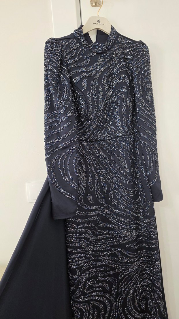 Uzun Lacivert Taşlı Kadın Abiye Elbise - Görsel 2