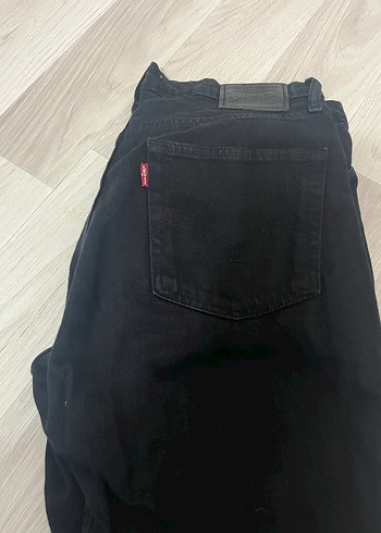 Levis Siyah Kadin Midi Boy Denim Jean