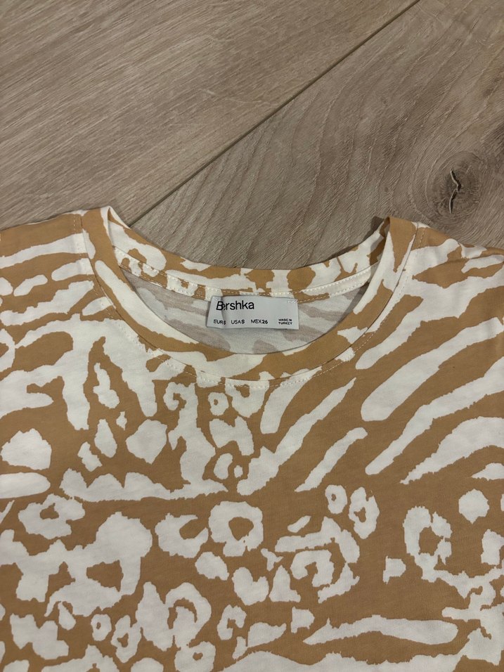 Bershka Desenli Tişört - Görsel 3
