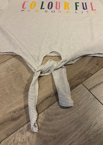 Renkli Bağlamalı Tişört - Görsel 3