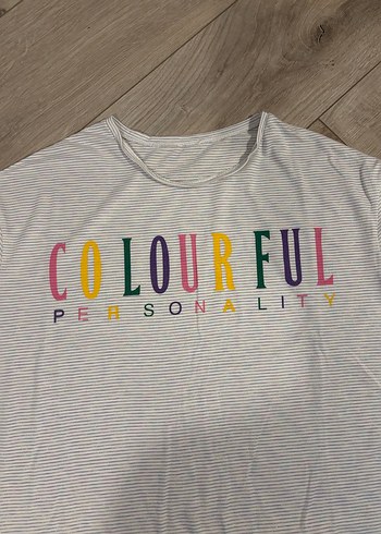 Renkli Bağlamalı Tişört - Görsel 2