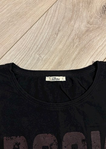 Siyah Rock Baskılı Tişört - Görsel 2