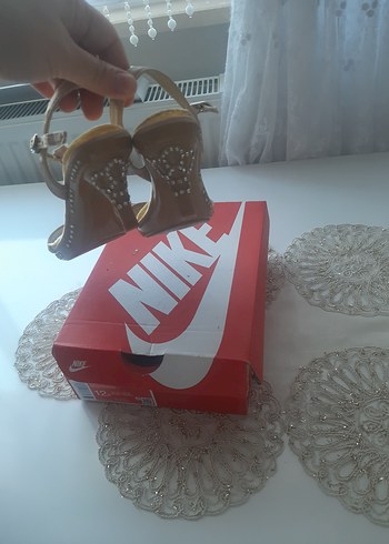 Altın Renkte Abiye Ayakkabı - Görsel 3