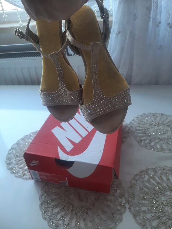 Altın Renkte Abiye Ayakkabı - Görsel 4