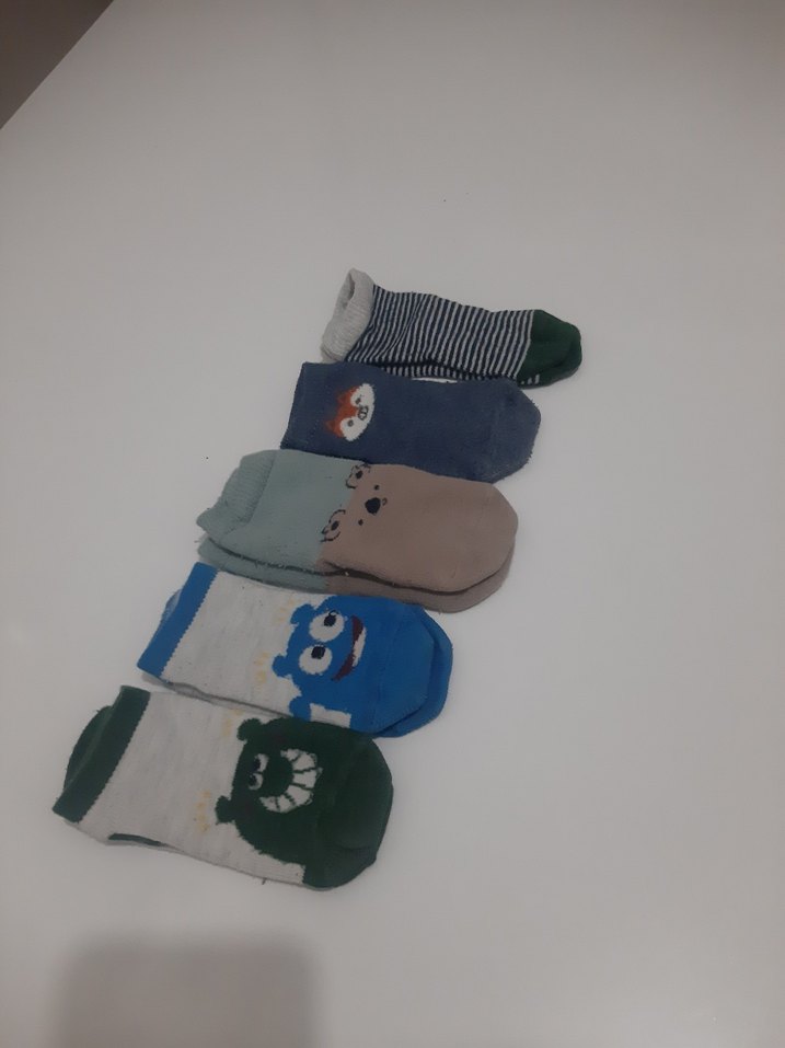 Çocuklar için Çok Renkli Nakışlı Çoraplar - Görsel 2