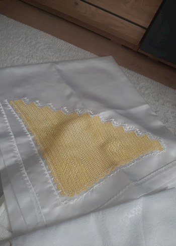 İşlemeli Beyaz bohça - Görsel 4