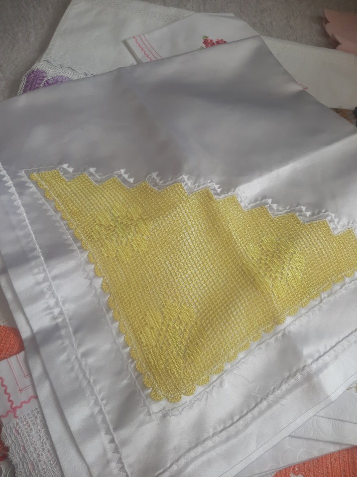 İşlemeli Beyaz bohça - Görsel 2