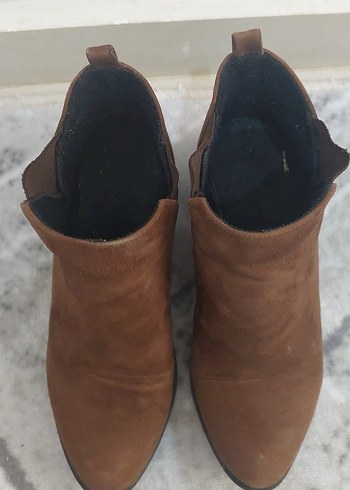 Kahverengi Süet Kadın Bot - Görsel 2
