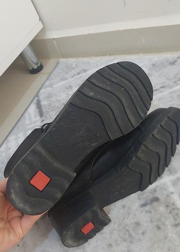 Siyah Topuklu Bot - Görsel 4