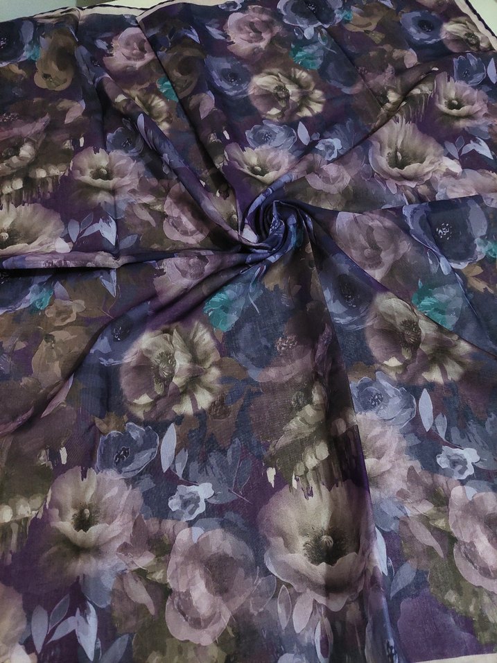 Mor Çiçek Desenli eşarp - Görsel 2