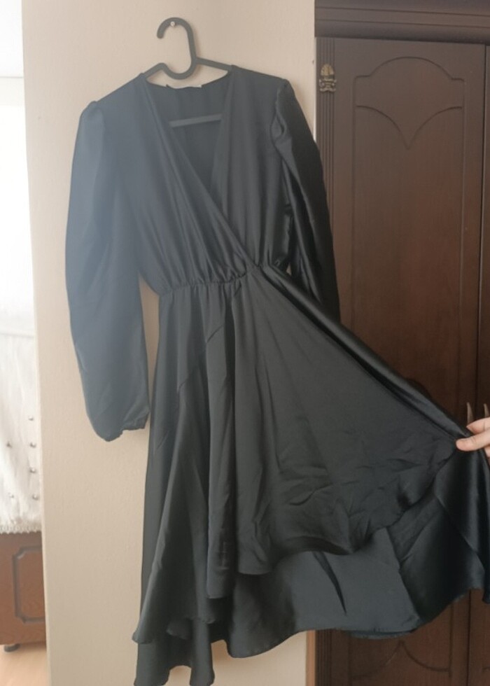 Siyah Saten Elbise - Görsel 3