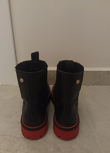 Kadın Siyah Bot - Görsel 3