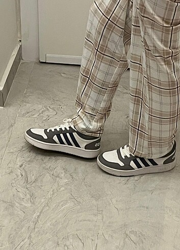 Kadın Adidas Spor Ayakkabı  - Görsel 3