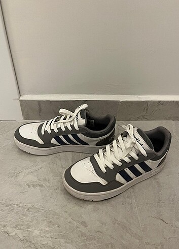 Kadın Adidas Spor Ayakkabı  - Görsel 2