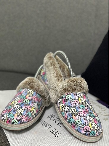 SKECHERS BOBS KIŞLIK 39 NUMARA SNEAKERS İÇİ TÜYLÜ AMERİKADAN ALI