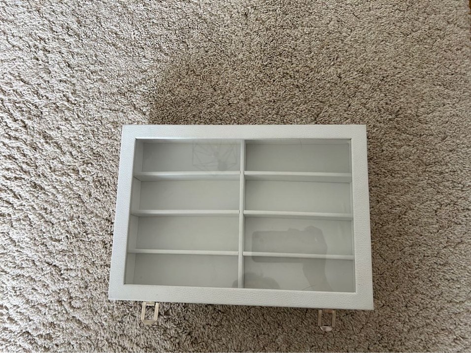 Beyaz Gözlük Organizer Kutusu - Görsel 4