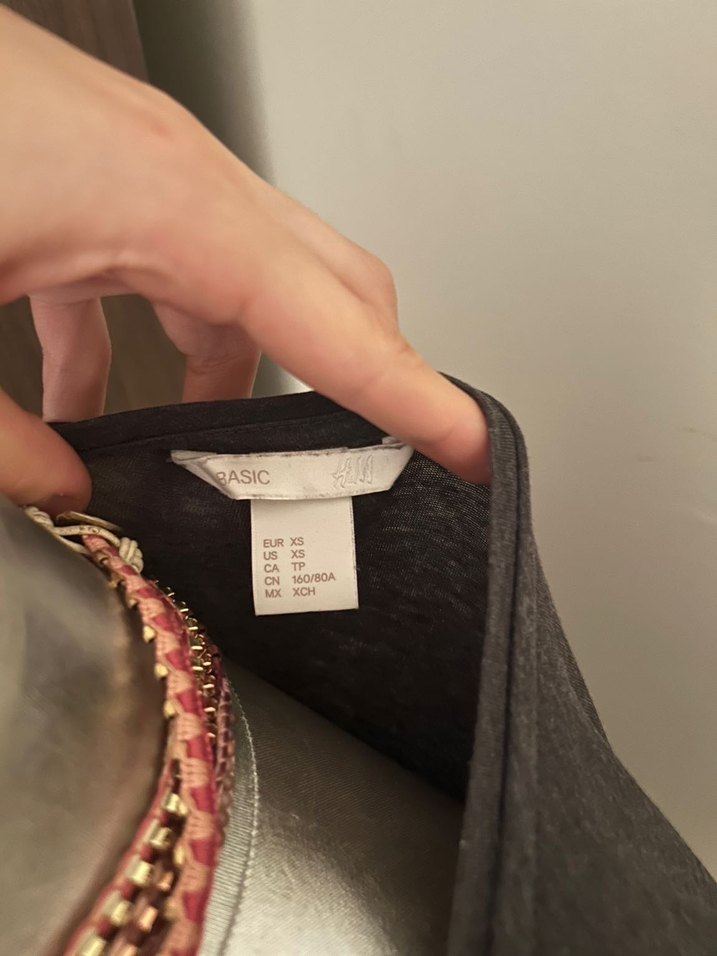 H&m gri fume V Yaka Kadın Tişört - Görsel 5
