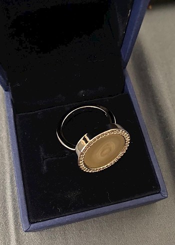 Swarovski Altın Renkli Sekanslı Kadın Yüzük - Görsel 3