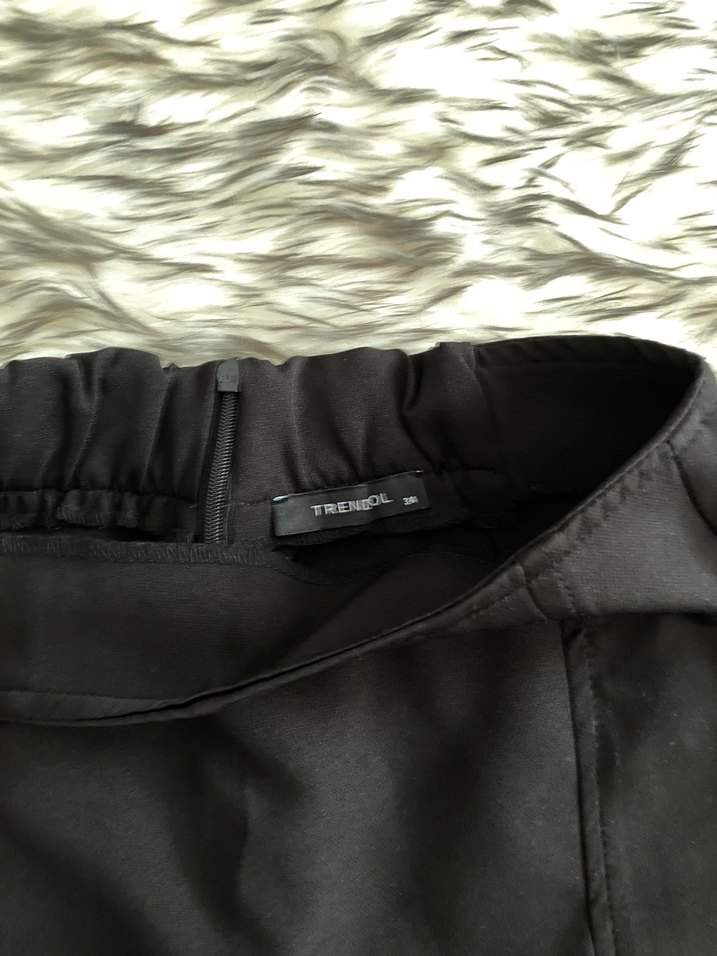 Siyah Mini Pilili Kadın Etek - Görsel 4