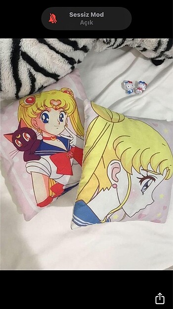 Sailor moon yastiklar