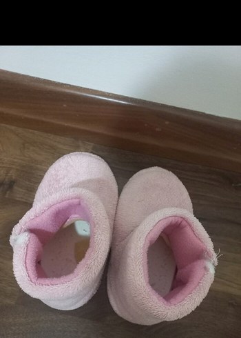 27 Beden Kız Çocuk Pembe Sıcak Kürklü Ev Terliği