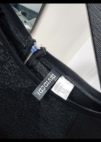 Yılan Desenli Drapeli Siyah Uzun Kollu Elbise - Görsel 3