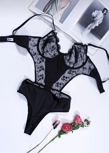 İşlemeli Siyah ve Mor Kadın Body suit - Görsel 2