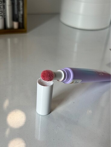 Diğer Lykd powder lip cream