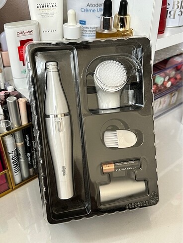 Braun BRAUN FACE810 YÜZ EPİLATÖRÜ VE TEMİZLEME FIRÇASI