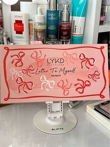 Lykd yüz paleti
