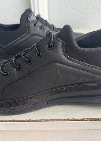 Siyah Minimalist Erkek Ayakkabı Bağcıkları - Görsel 3